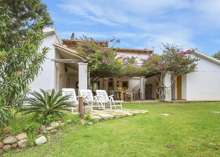 La Scuderia I Unique Beachfront *