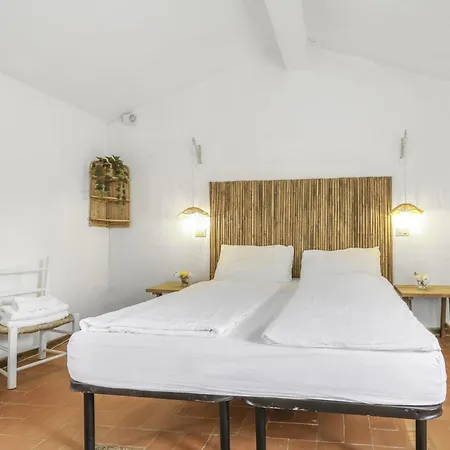 Dom wakacyjny La Scuderia I Unique Beachfront *