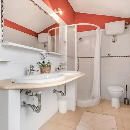 La Scuderia I Unique Beachfront San Priamo