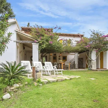 Beachfront Traditional *