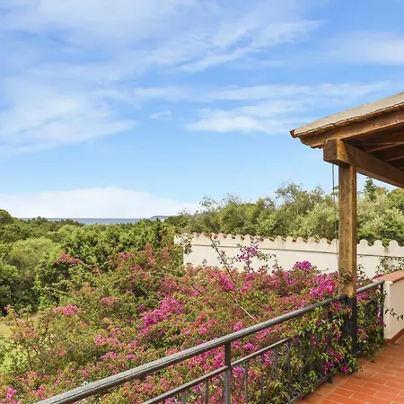 Beachfront Traditional * San Priamo