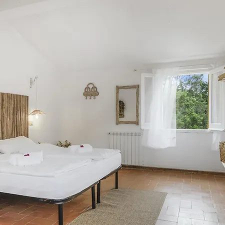 La Scuderia I Unique Beachfront Tatil Evi San Priamo
