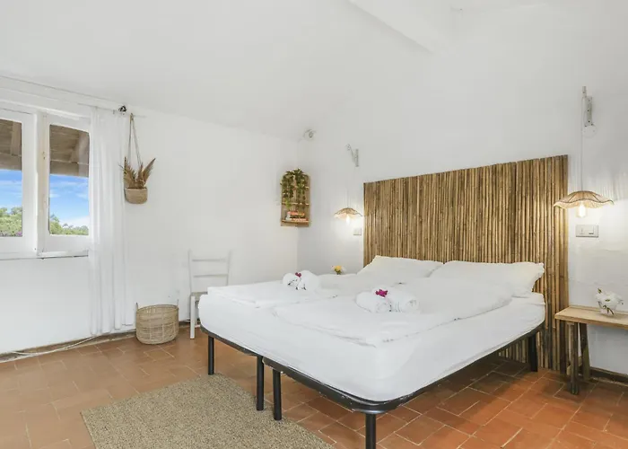 La Scuderia I Unique Beachfront